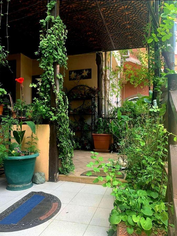 Hotel polonia tbilisi House Esterno foto