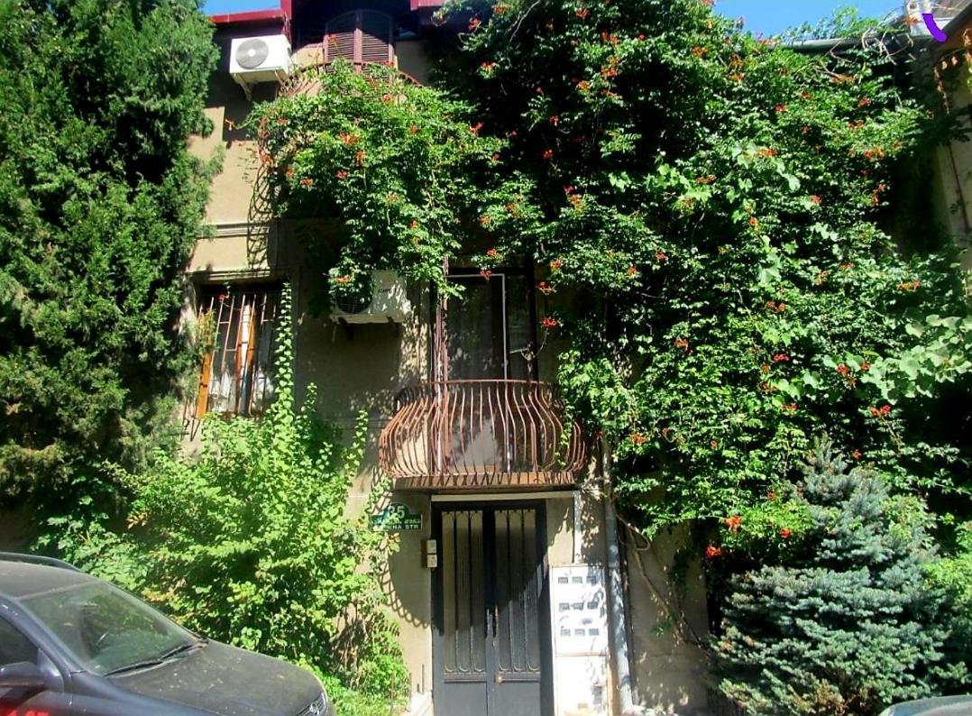 Hotel polonia tbilisi House Esterno foto