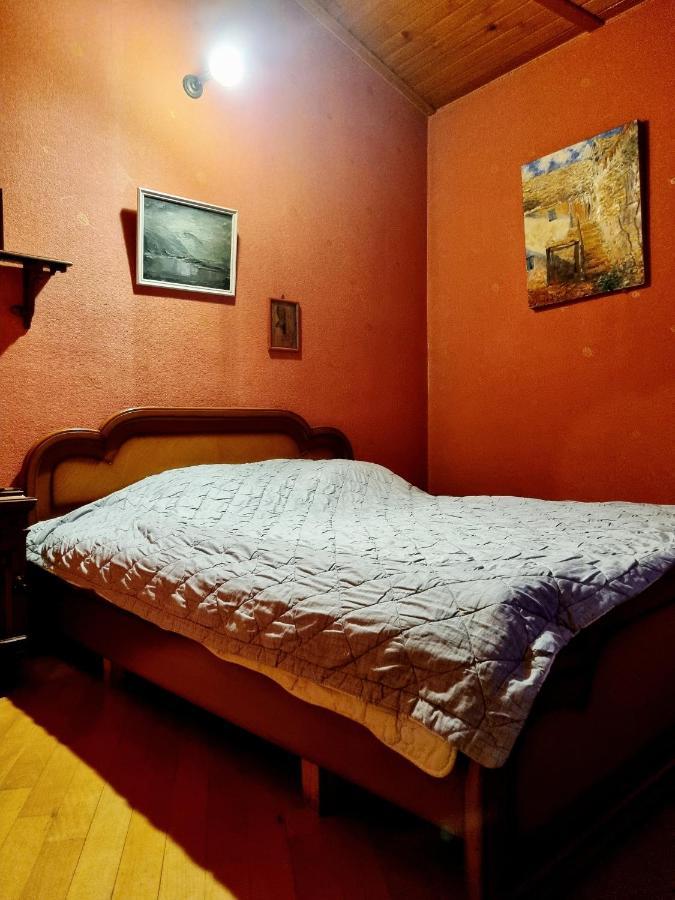 Hotel polonia tbilisi House Esterno foto