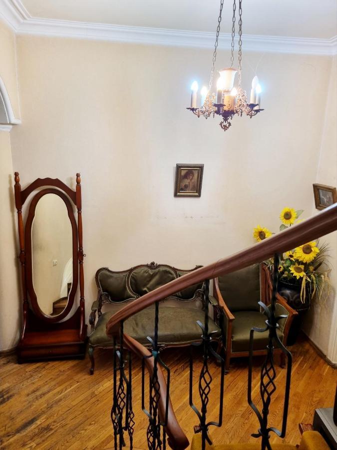 Hotel polonia tbilisi House Esterno foto