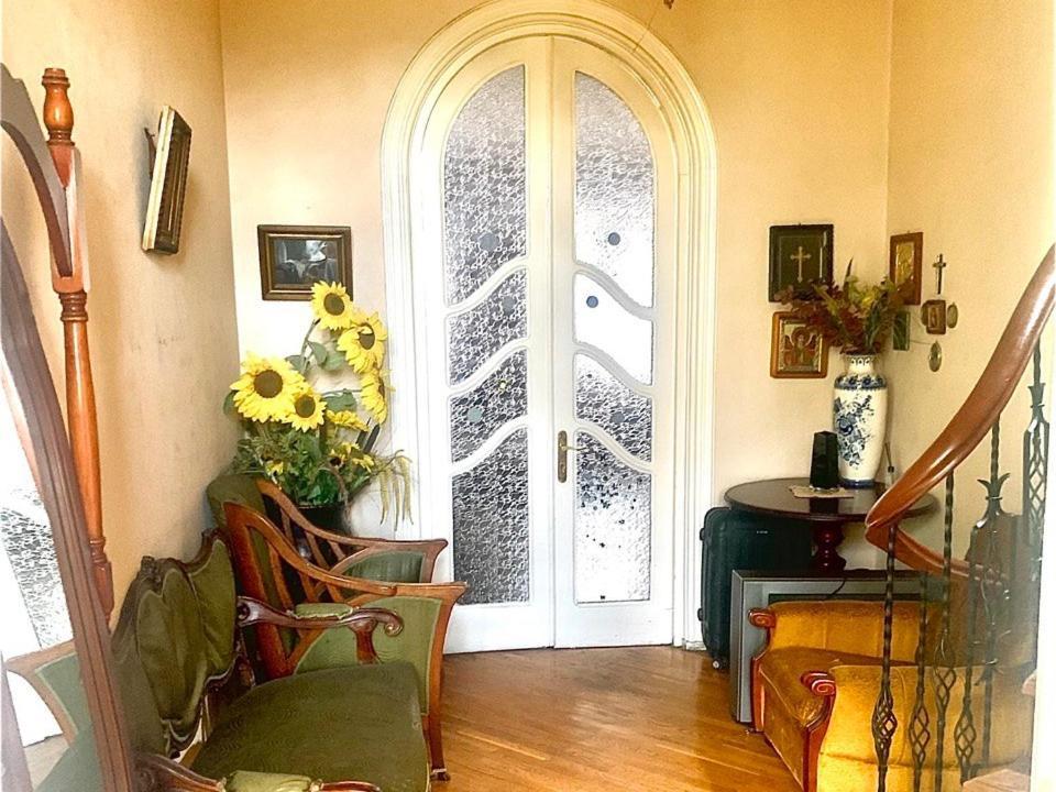 Hotel polonia tbilisi House Esterno foto